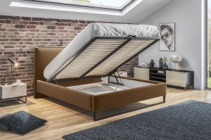 Łóżko tapicerowane z wezgłowiem 140 cm Winter Meble skrzyniowe