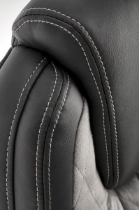 Fotel obrotowy - czarny - Nervo Halmar