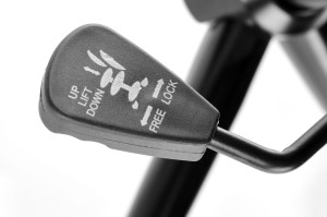 Fotel obrotowy - czarny - Fario Halmar