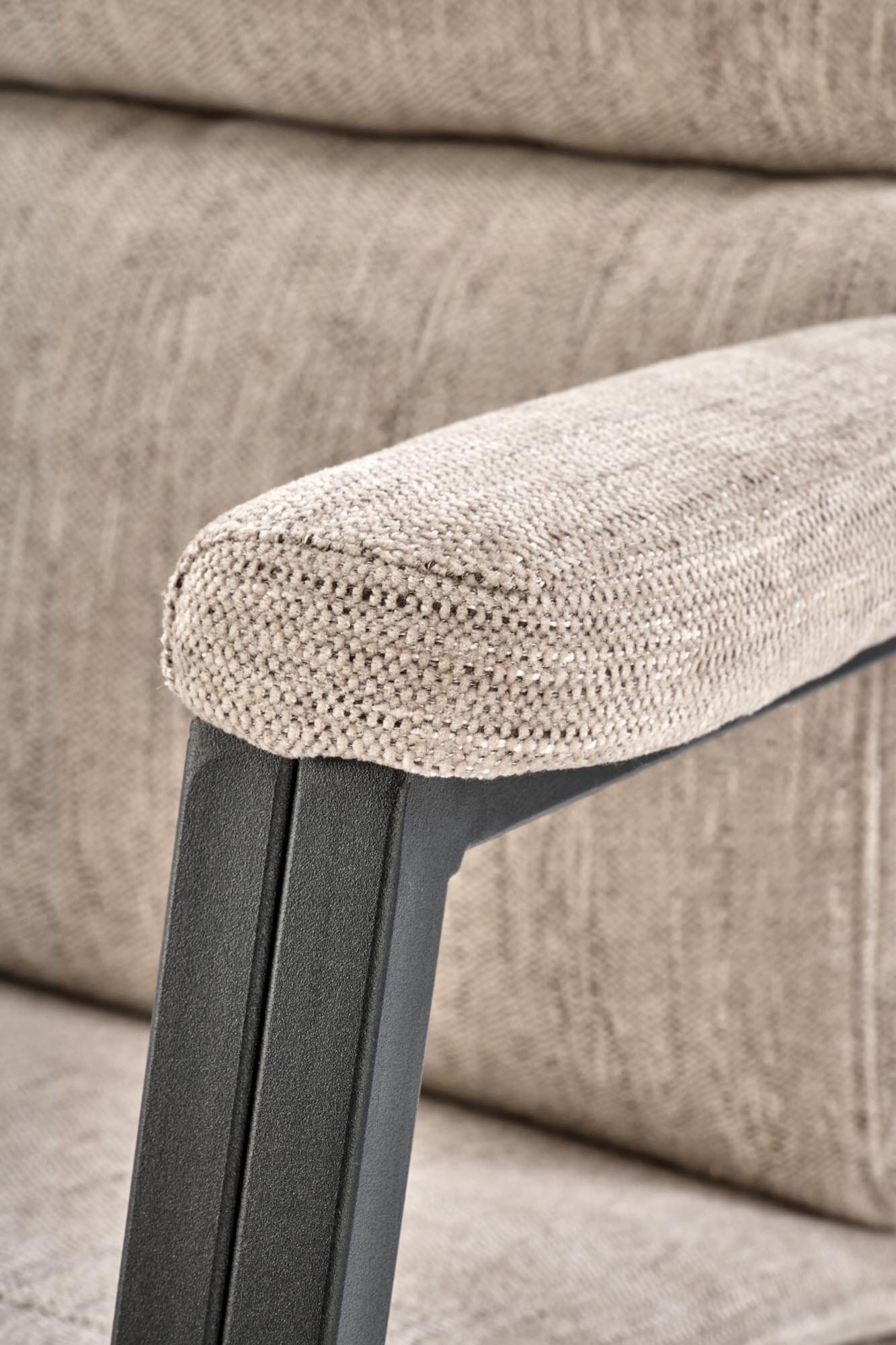 3bb896bad1094e8381e9bcfa5664ad4a