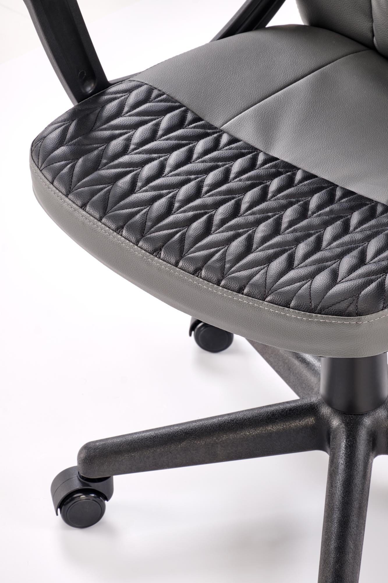 ba798156406861981ee0fc796ae151e1