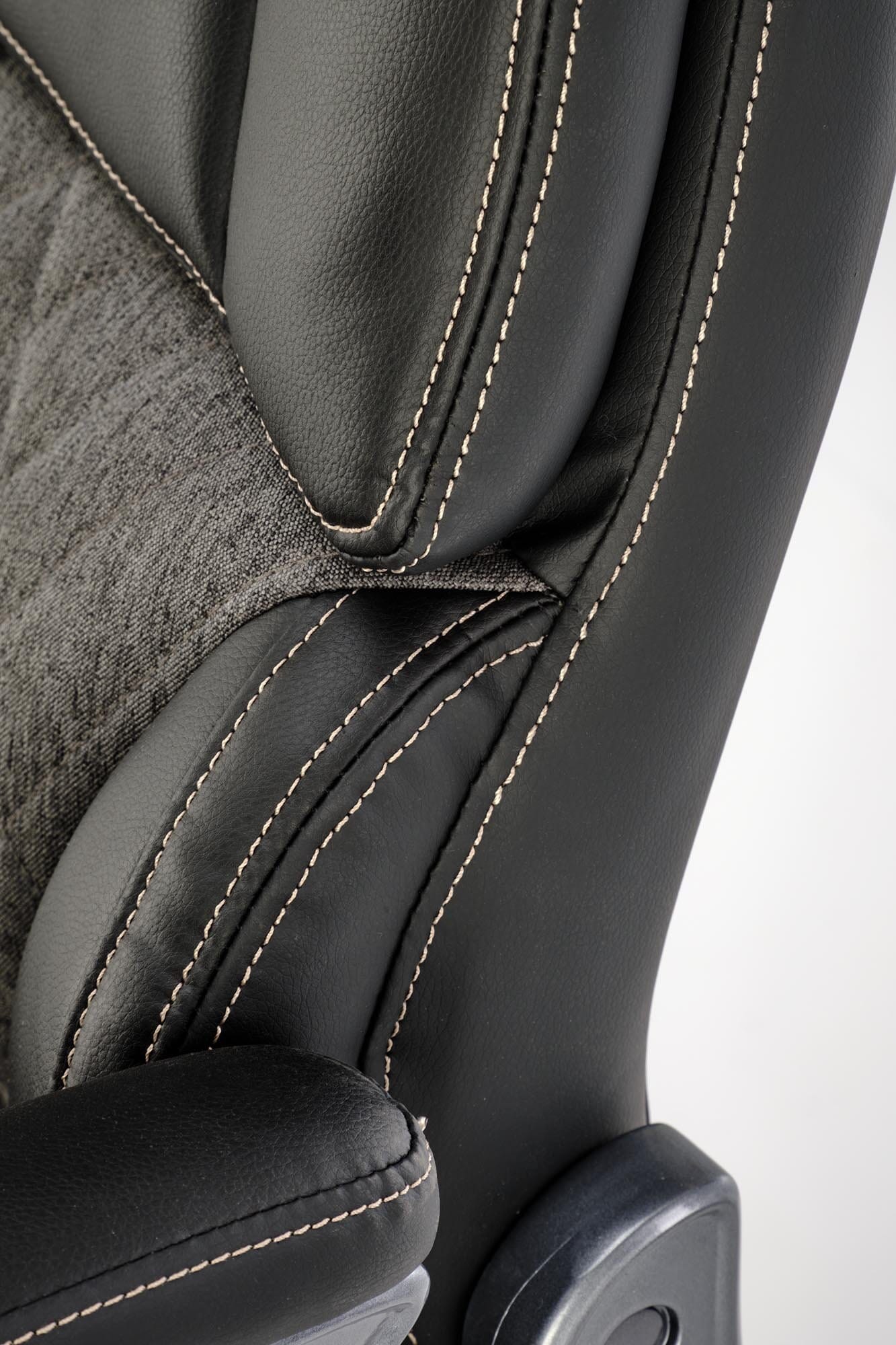 0d78e91b809c34bc612e3c1a0e33b86d