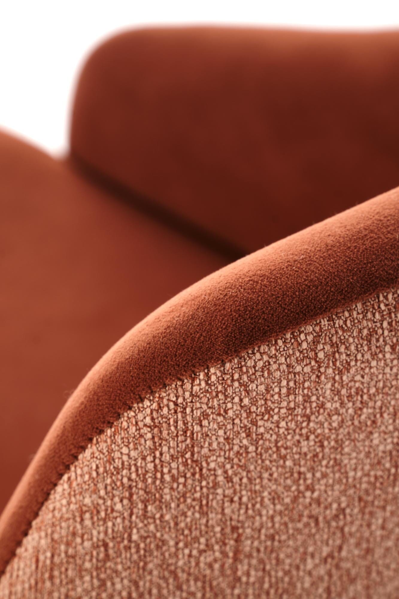 e9b611f1f8faf80216a497c7869bc717