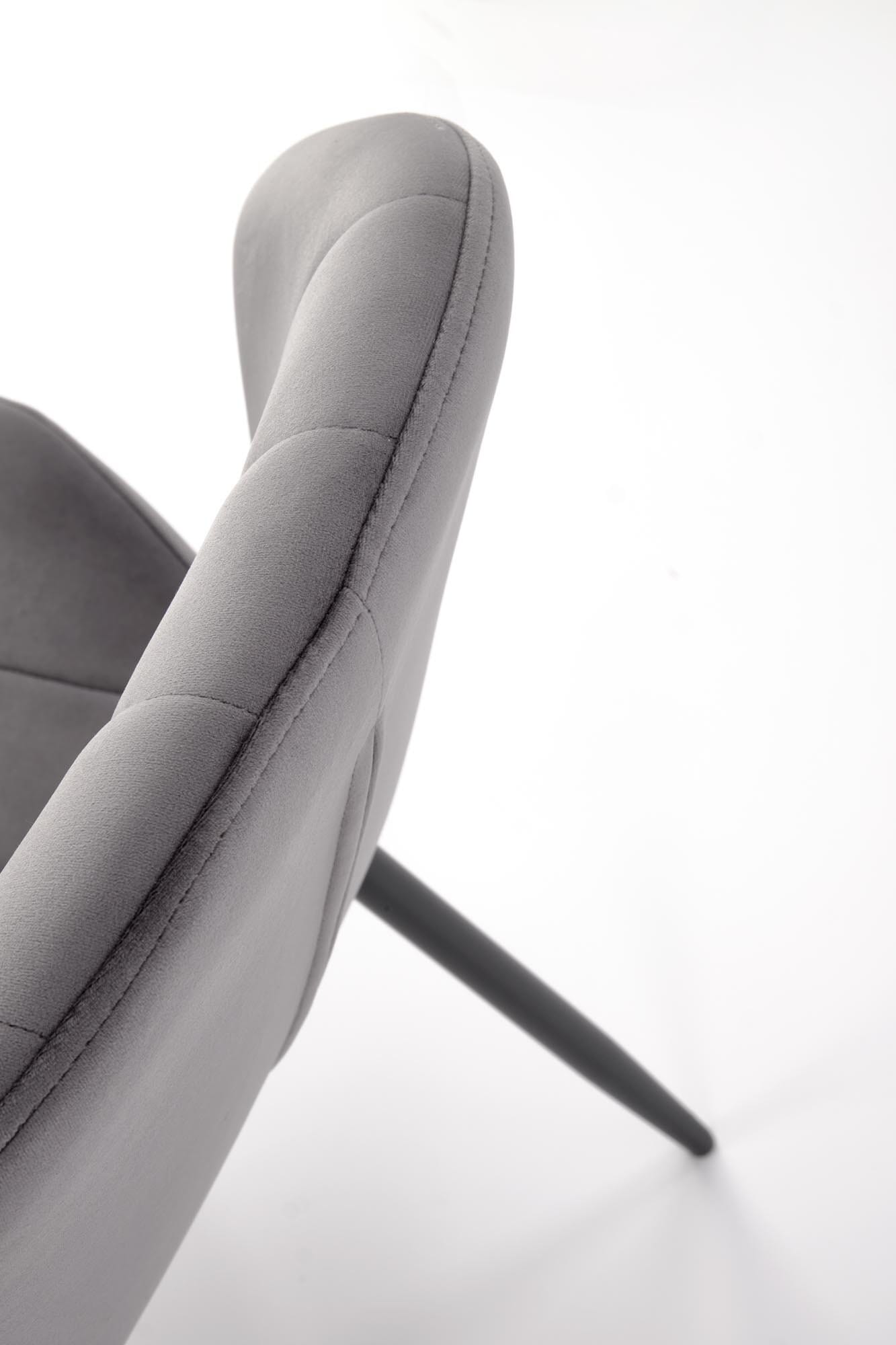 b05c8a2a69e90a3252db7a7bdb92752c