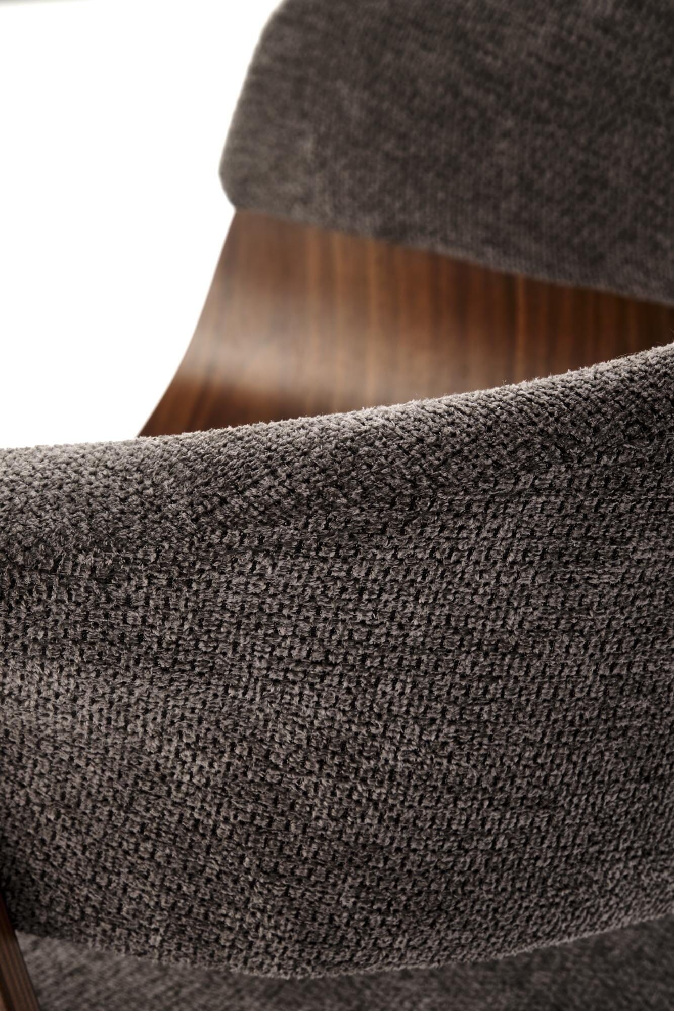 5775e74dfcc286a44f2752c7e09a6a55