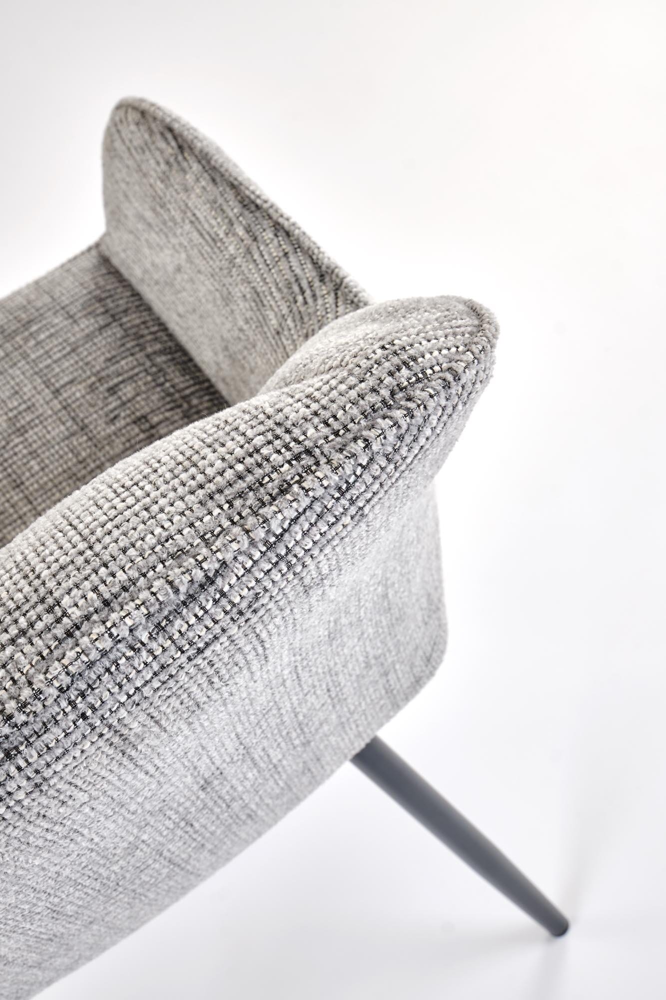 b04594335e8cac12ff691af11b2d404b