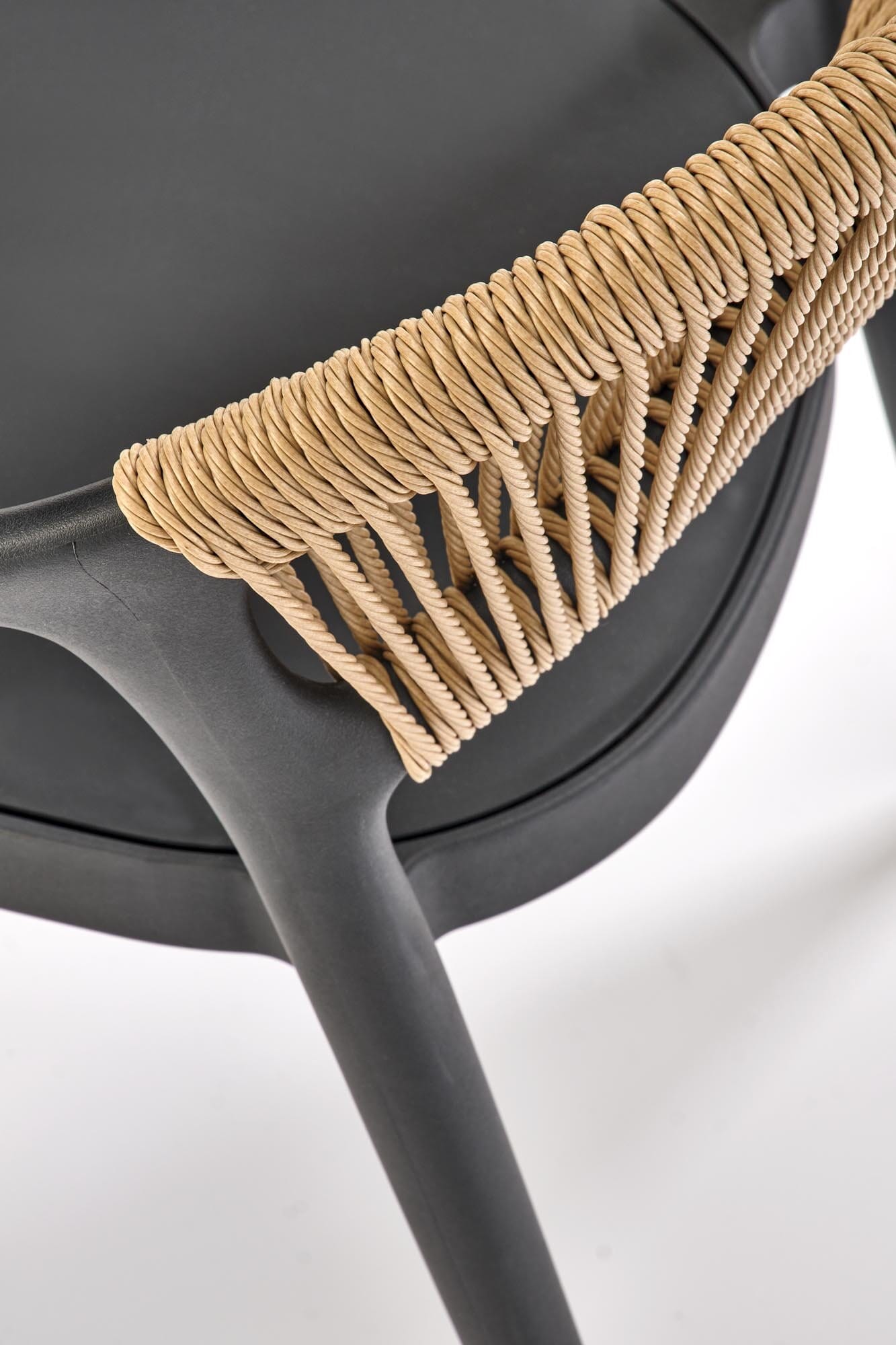 e35ab7879a0b4596938b380077033932