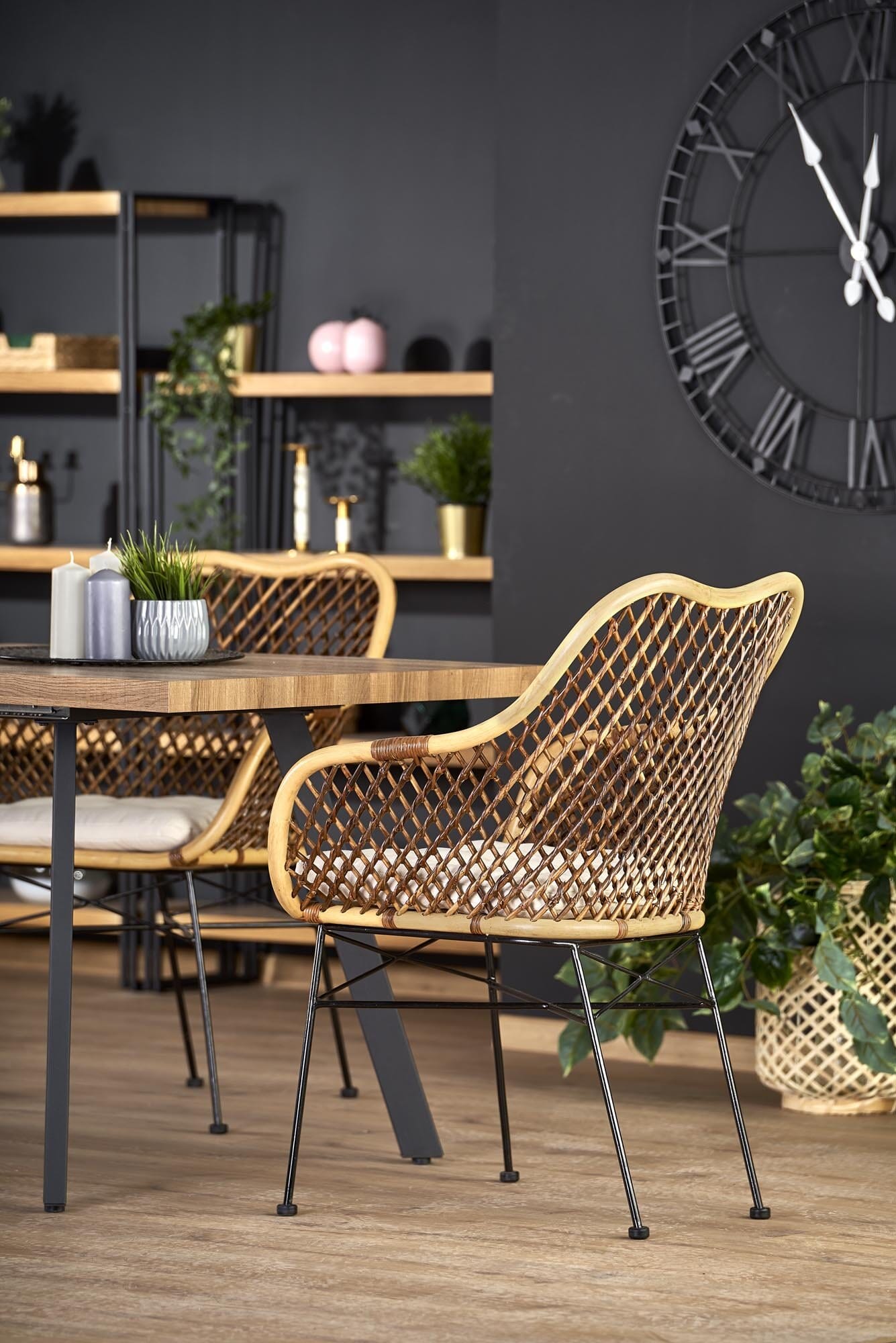 8be4f7a69b21e370e9dd80ab16efcb2b