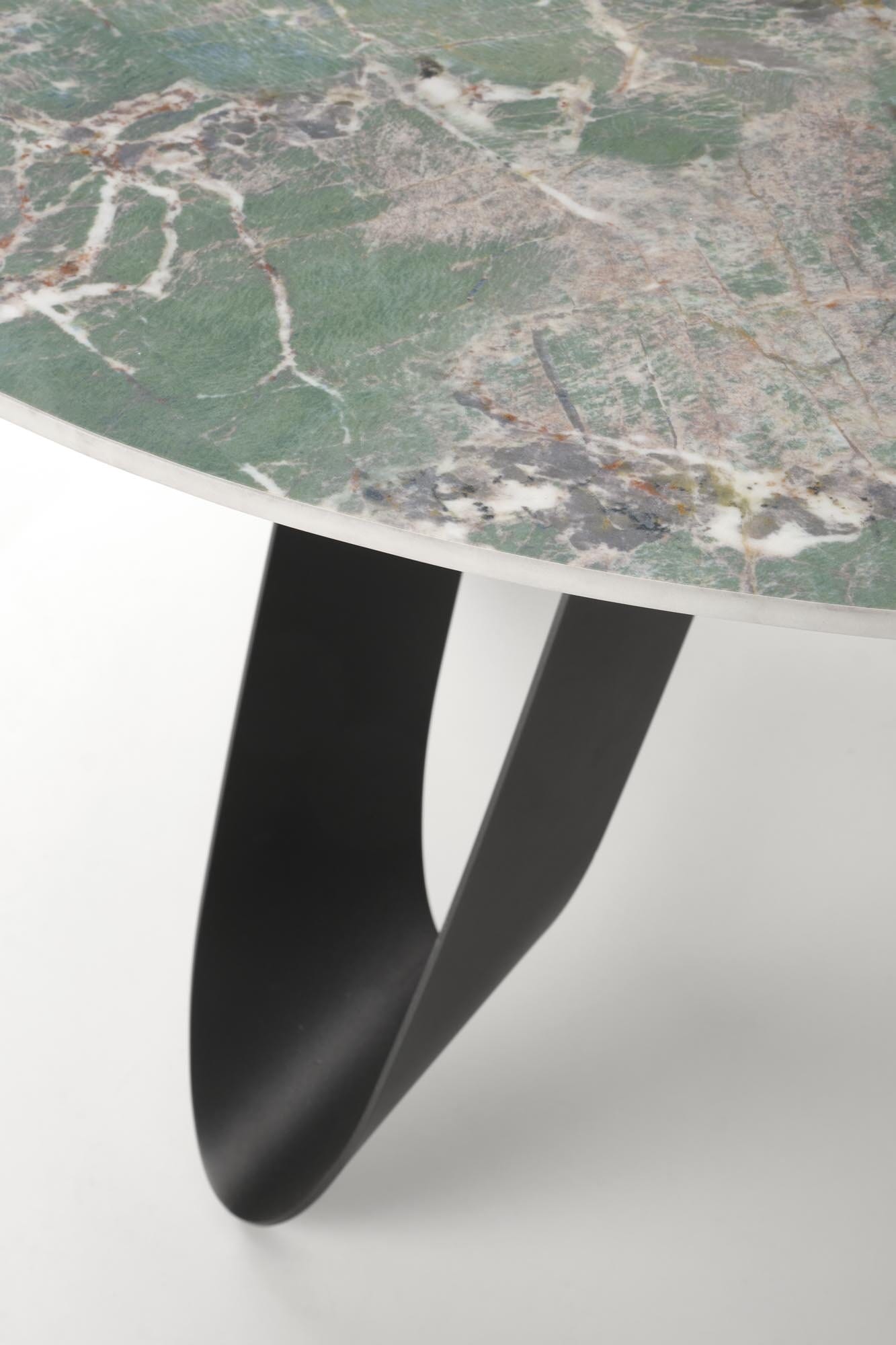 546300366119deb1cc770379b775d7d8