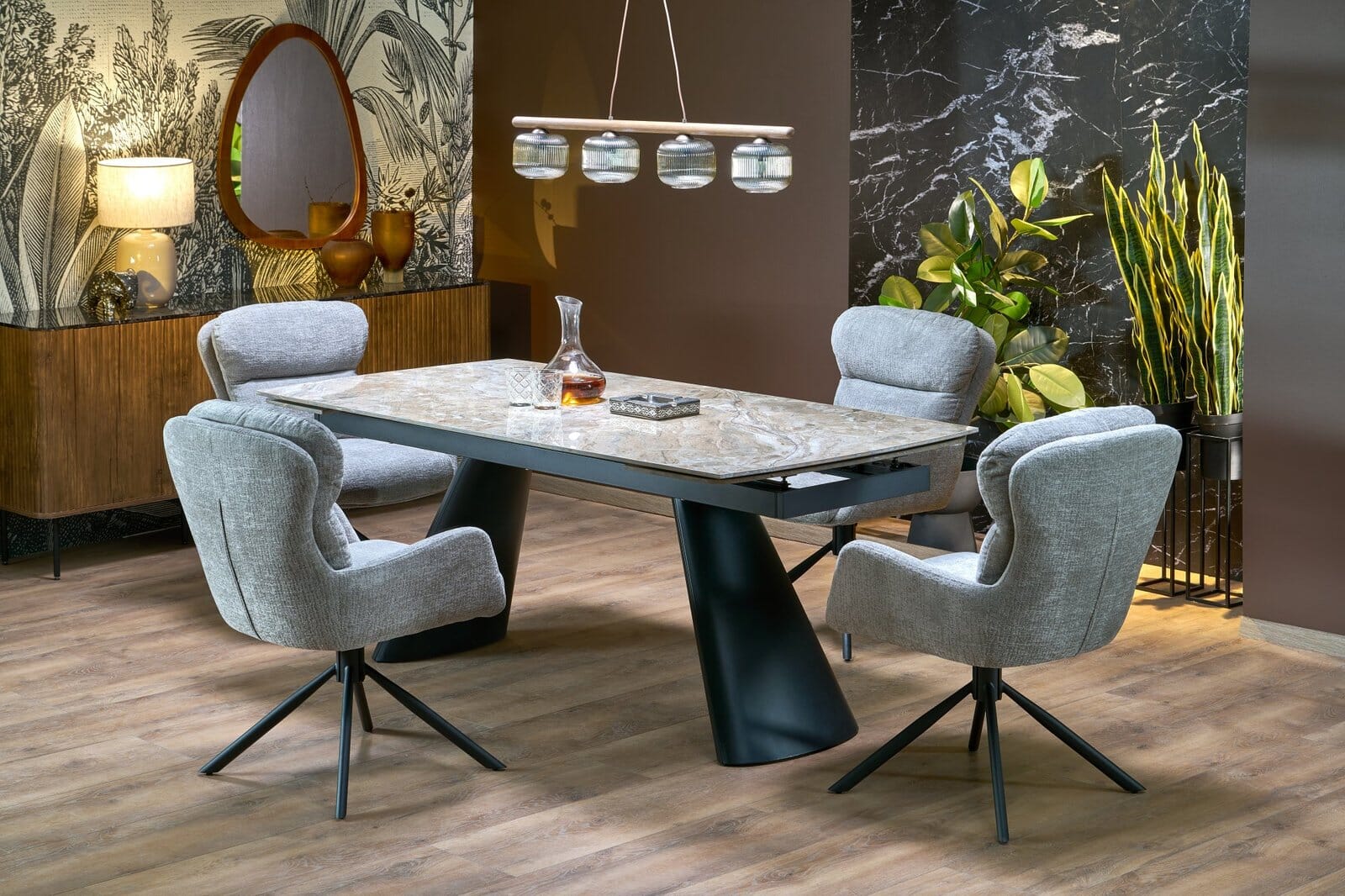 f8efe5f383295acf1b6a8b6aed2a2bfc