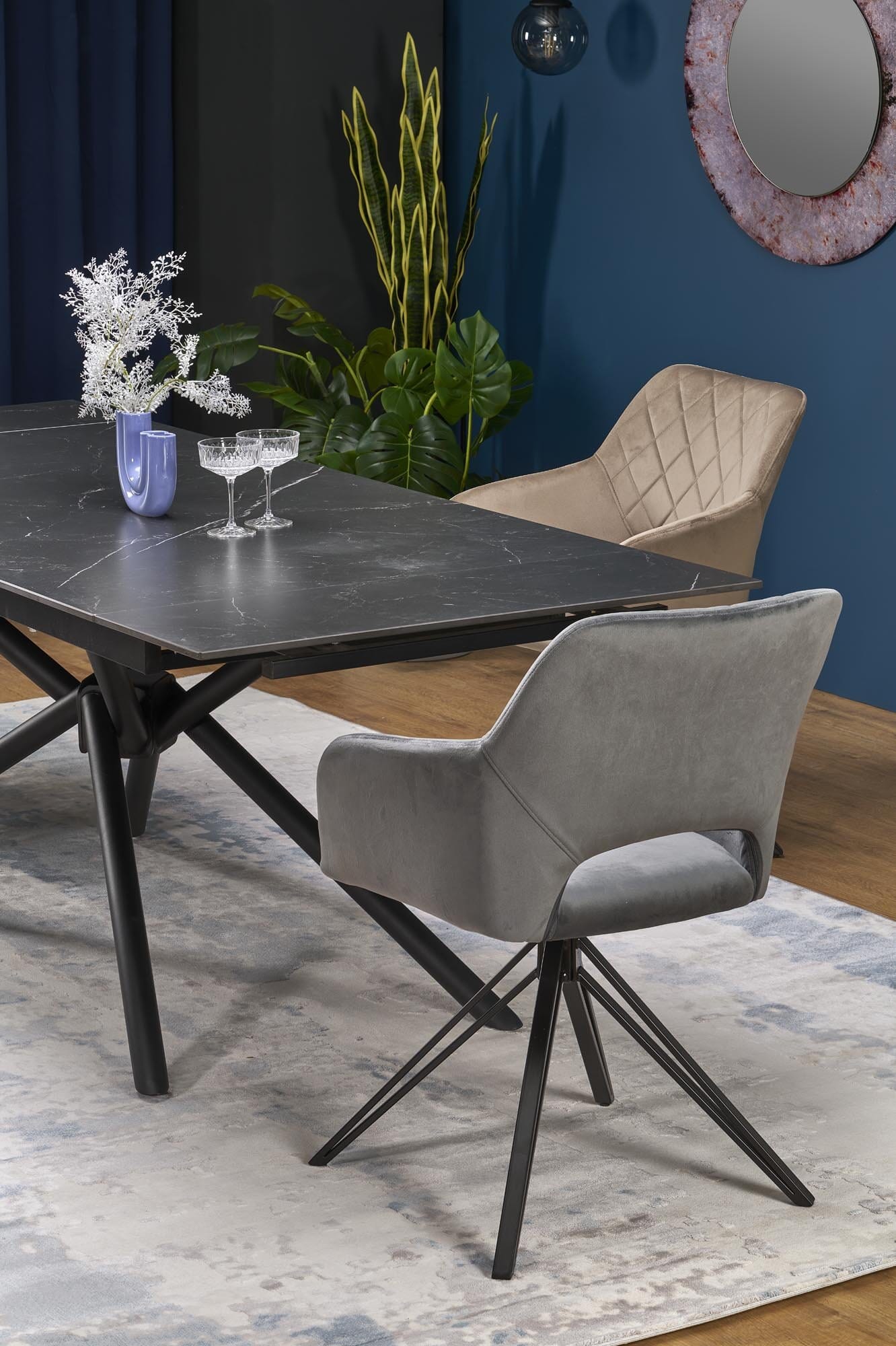 5de5f4e137809fc33e0e27e7b5035641