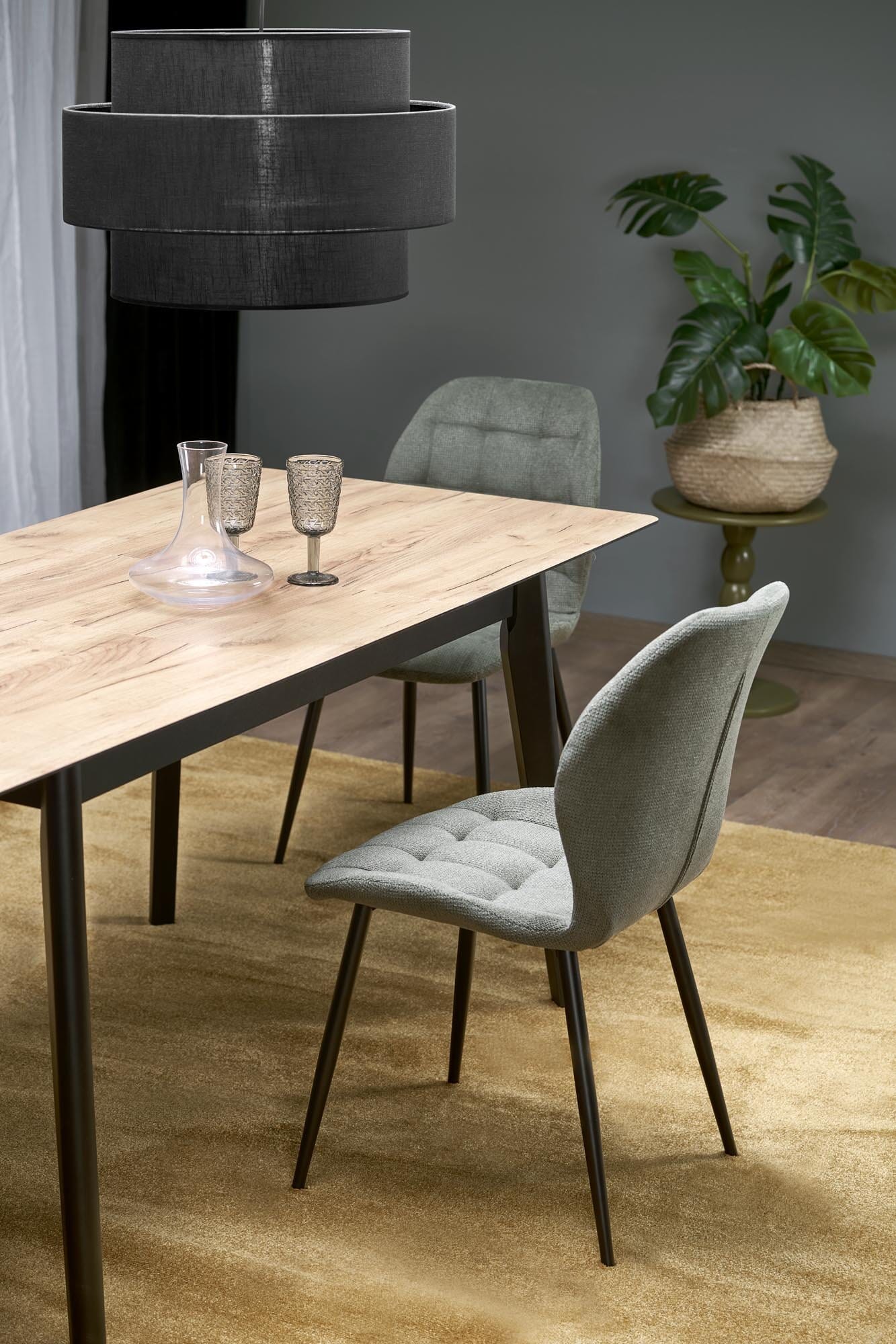 dee83d4f178a6e8bc43a5816bcad37c3