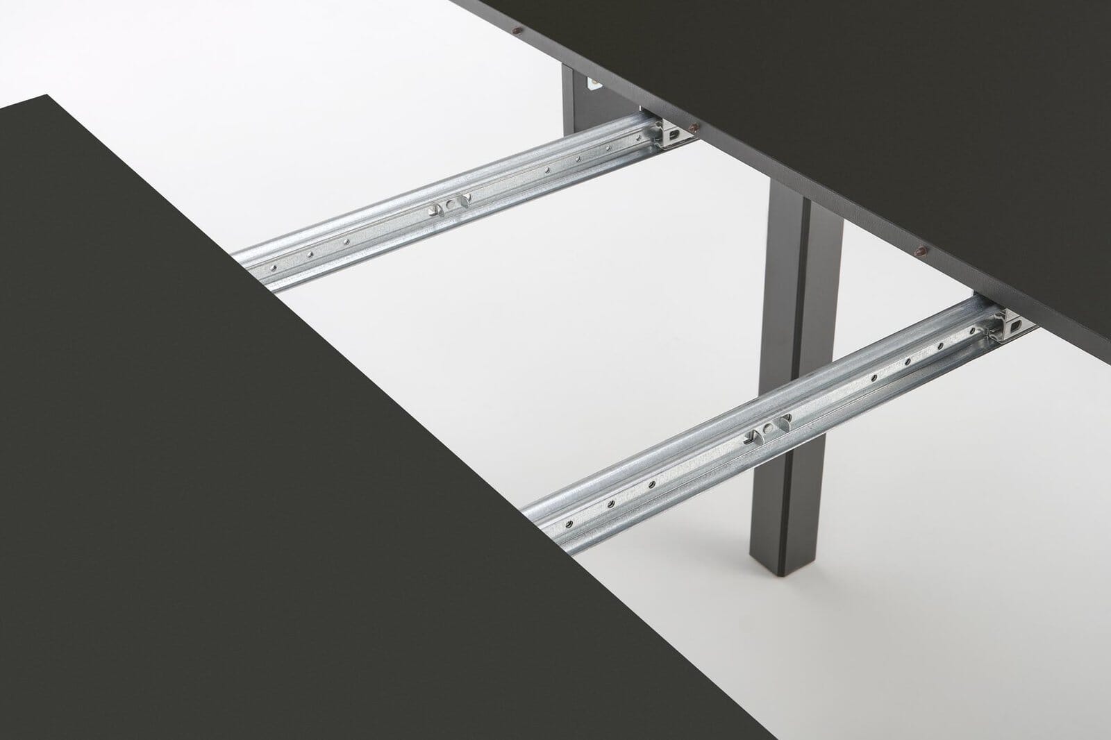 a8453d9370bb808181de3126e6f1164b