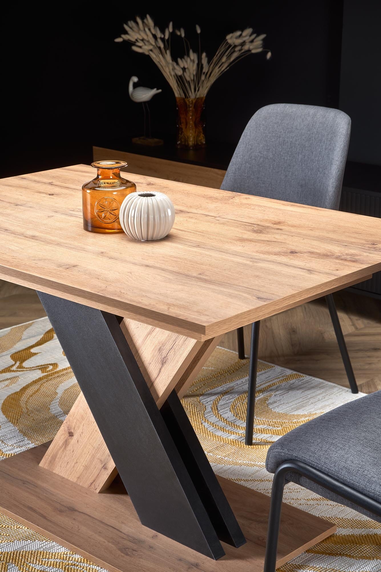 ea243b78b7639069f72f477f11db8f8c